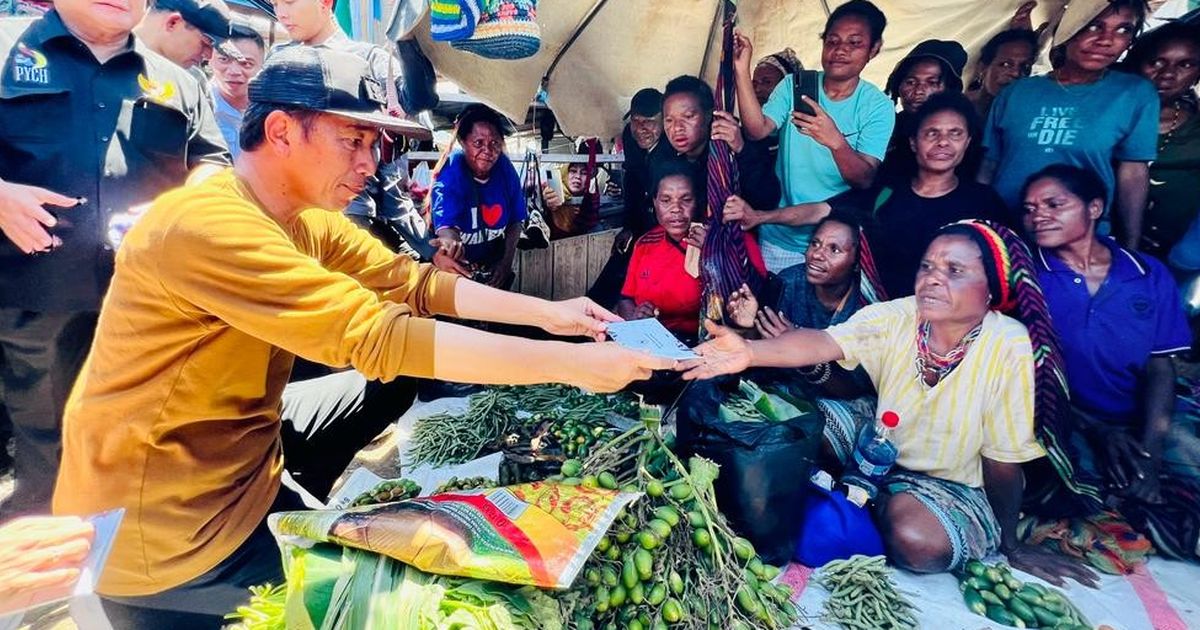 Sepotong Kisah dari Jembatan Youtefa