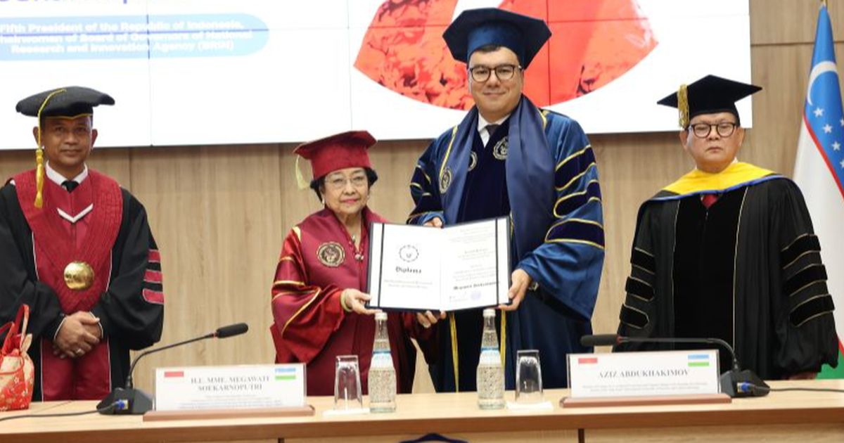 Megawati Terima Gelar Profesor Kehormatan dari Universitas Silk Road International Uzbekistan