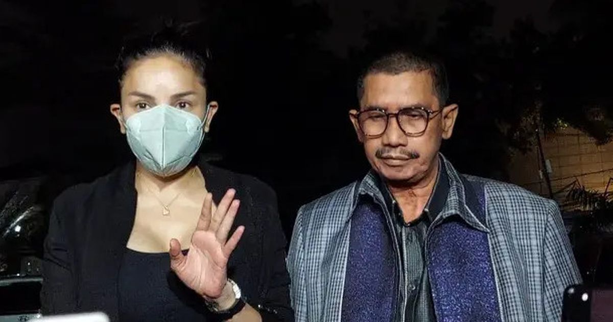 Buktikan Vadel Badjideh Pernah Hamili Lolly, Nikita Mirzani Bawa Foto Ini ke Polisi