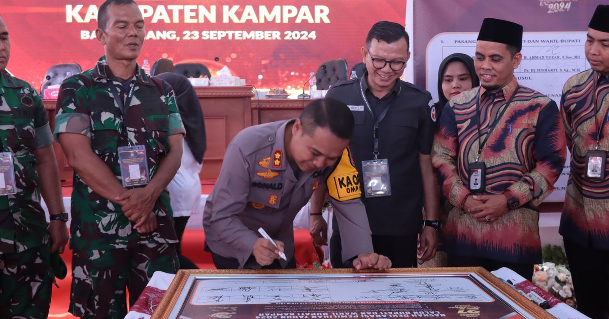 4 Paslon Resmi Berlaga, Ini Pesan Kapolres Kampar Saat Deklarasi Pilkada Damai