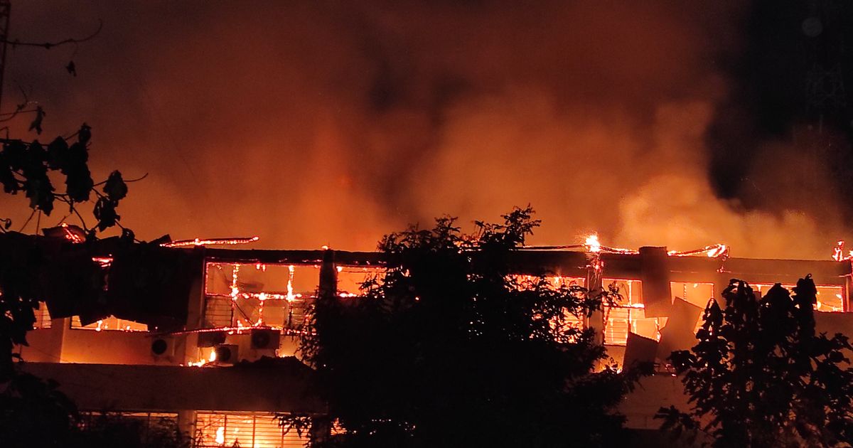 Kantor Dinas Kesehatan NTT Terbakar