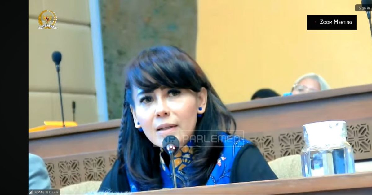 Anggota Komisi II Cecar KPU Gunakan Mobil Maung: Uang Rakyat Jangan Dipakai Hal Tidak Penting