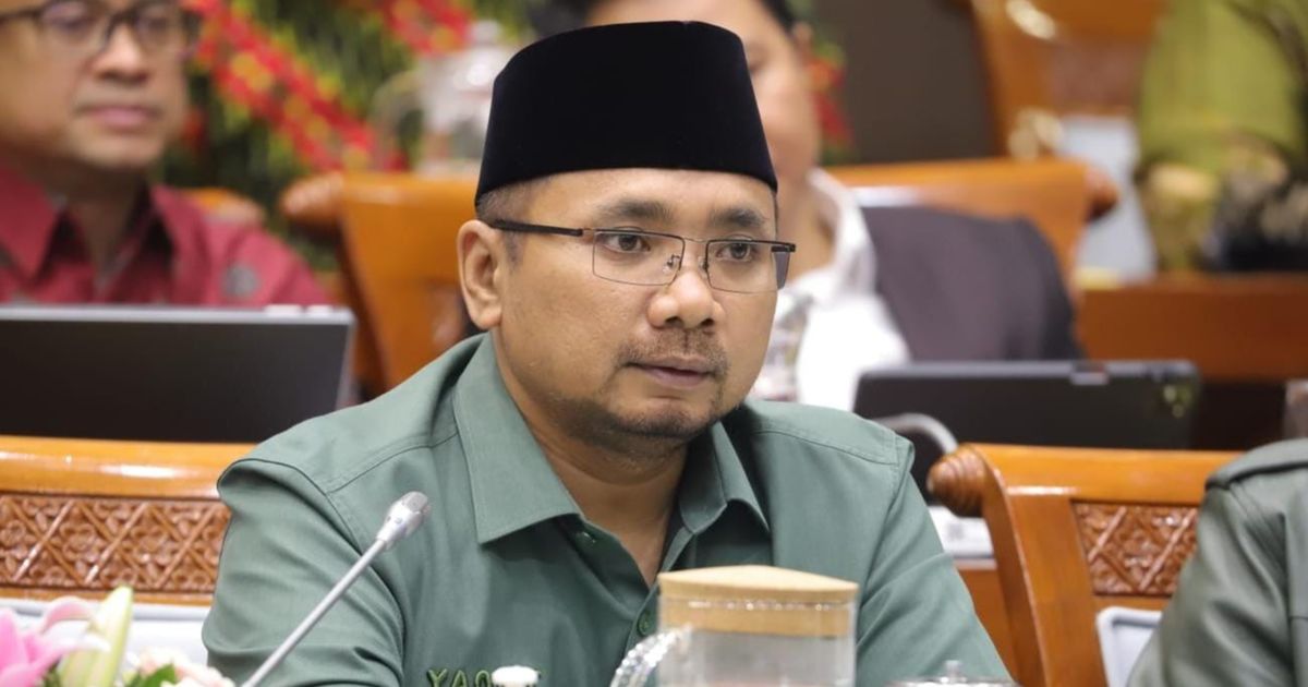 Absen Lagi Rapat DPR, Menag Yaqut Berdalih Tak Dapat Tiket Pesawat dari Eropa ke Indonesia