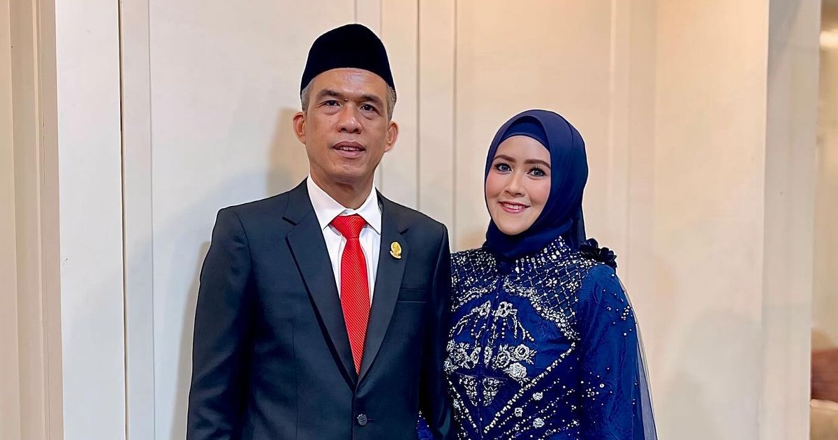 Potret Meggy Wulandari Mantan Istri Kiwil Tampil Stunning Dampingi Suami Kini Jadi Anggota Dewan