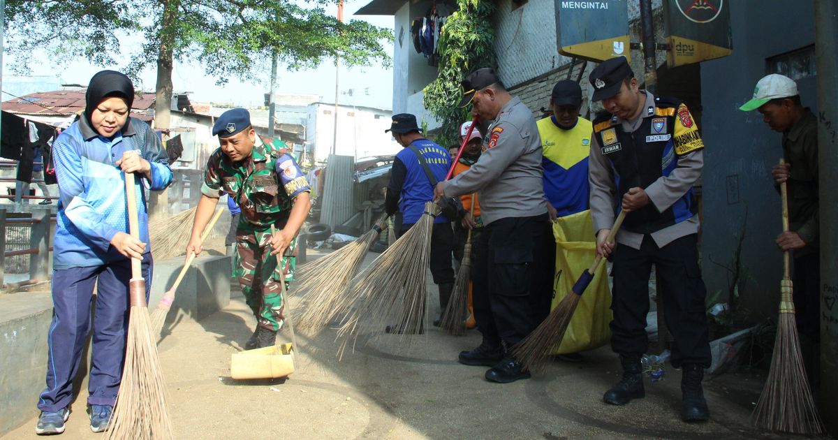 Lanud Husein Sastranegara Gelar Karya Bakti Perbaikan Fasilitas Ibadah dalam Rangka HUT Ke-79 TNI