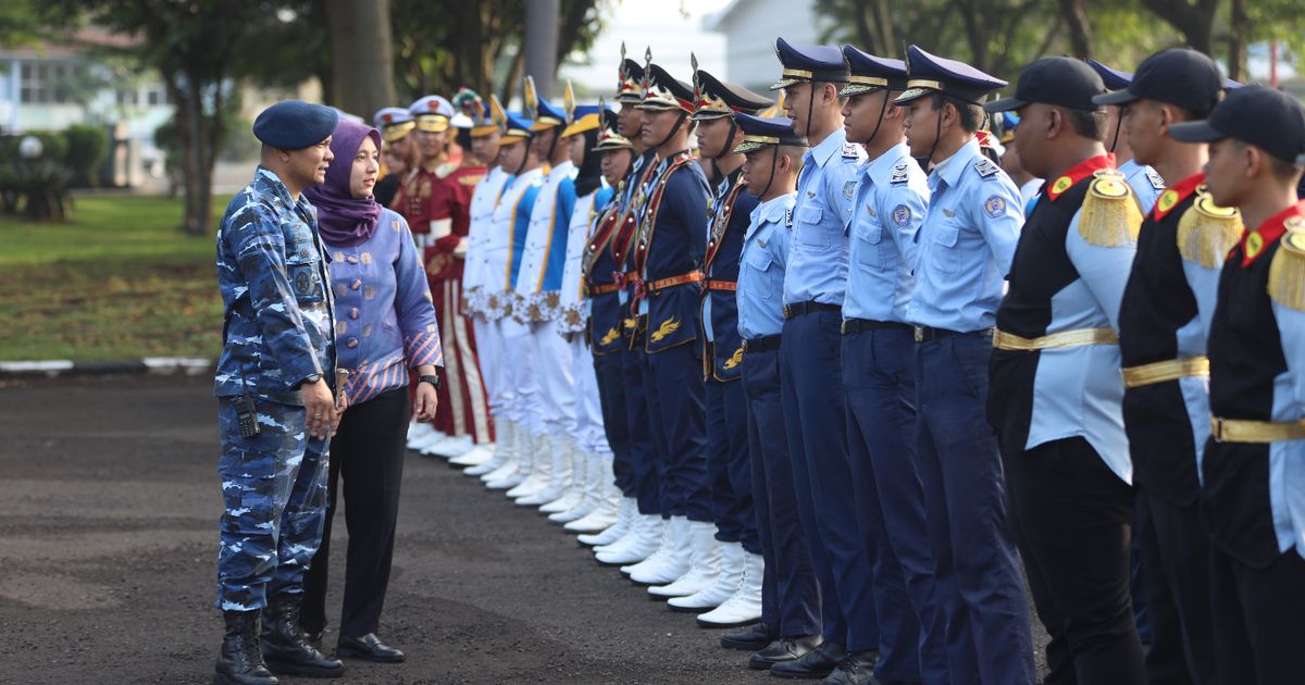 Gelar Lomba Baris-berbaris, Lanud Husein Sastranegara Pupuk Disiplin Siswa SLTP & SLTA