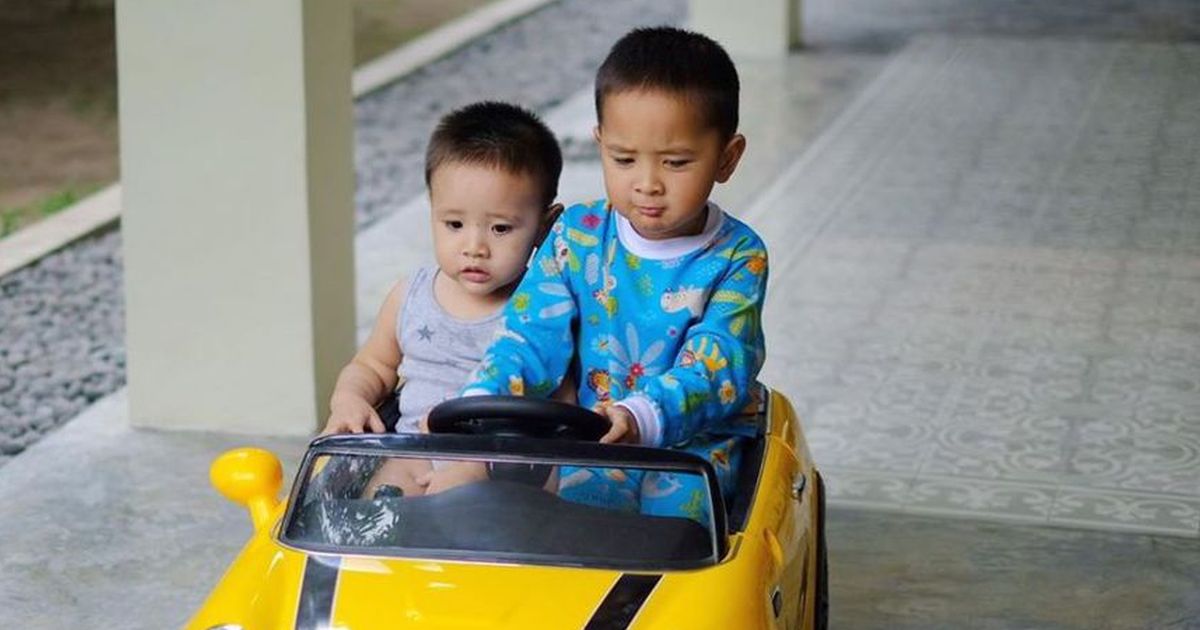 Tips Memilih Mobil Aki yang Aman: Pastikan Tidak Salah Pilih untuk Anak Anda