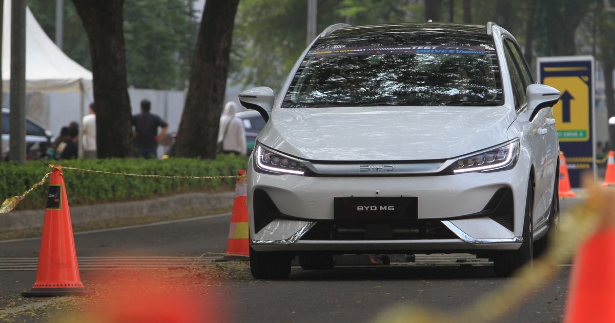 Deretan Mobil Listrik Terbaik untuk Kaum Perempuan: Dari Desain Menawan Hingga SUV Gagah yang Hemat dan Bergaya