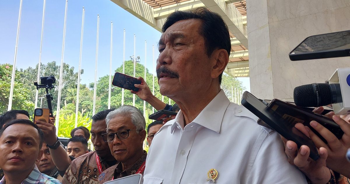 Luhut Heran Masalah Sampah di Bali Tak Kunjung Beres: Saya Tobat-Tobat Mengurus Sampah Ini, Aduh Ampun