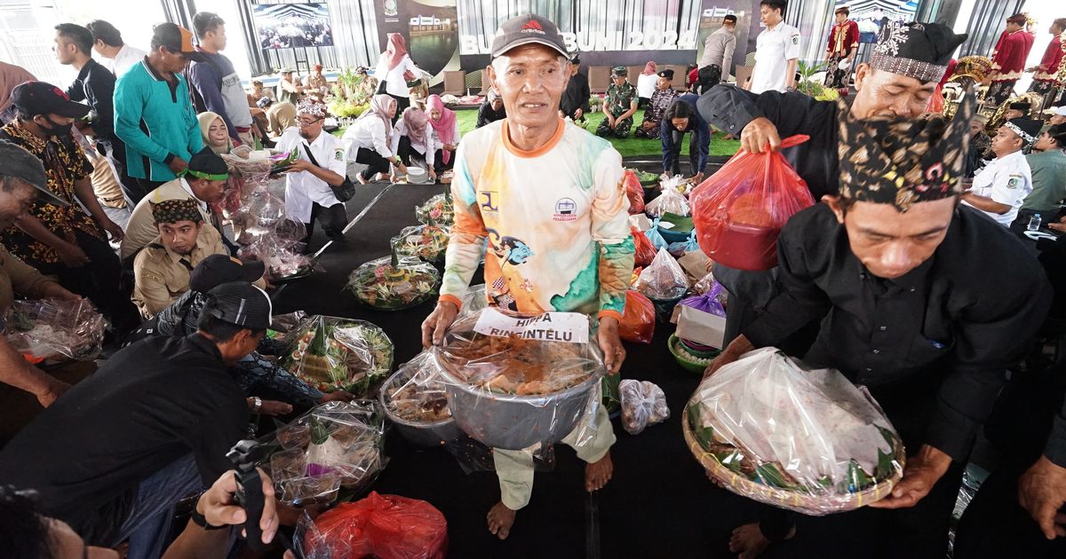 Pj. Sekda Banyuwangi: Bubak Bumi, Tradisi Petani Banyuwangi Sambut Awal Musim Tanam