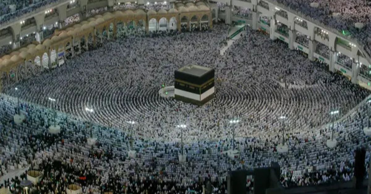 Jemaah Umrah Terlantar di Mekkah Diduga Travel Menunggak Pembayaran ke Maskapai, Ini Respons Kemenag