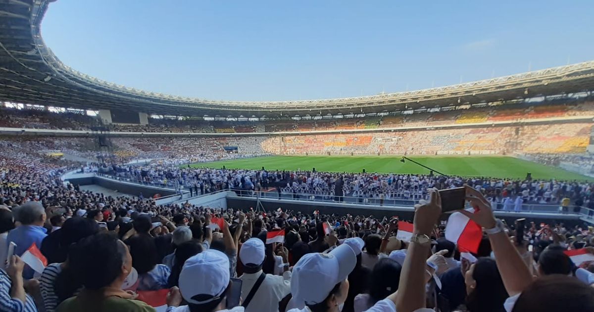 Gemuruh Lagu Viva Il Papa Sambut Kedatangan Paus Fransiskus di Stadion GBK, Misanya Dihadiri 89.000 Jemaat