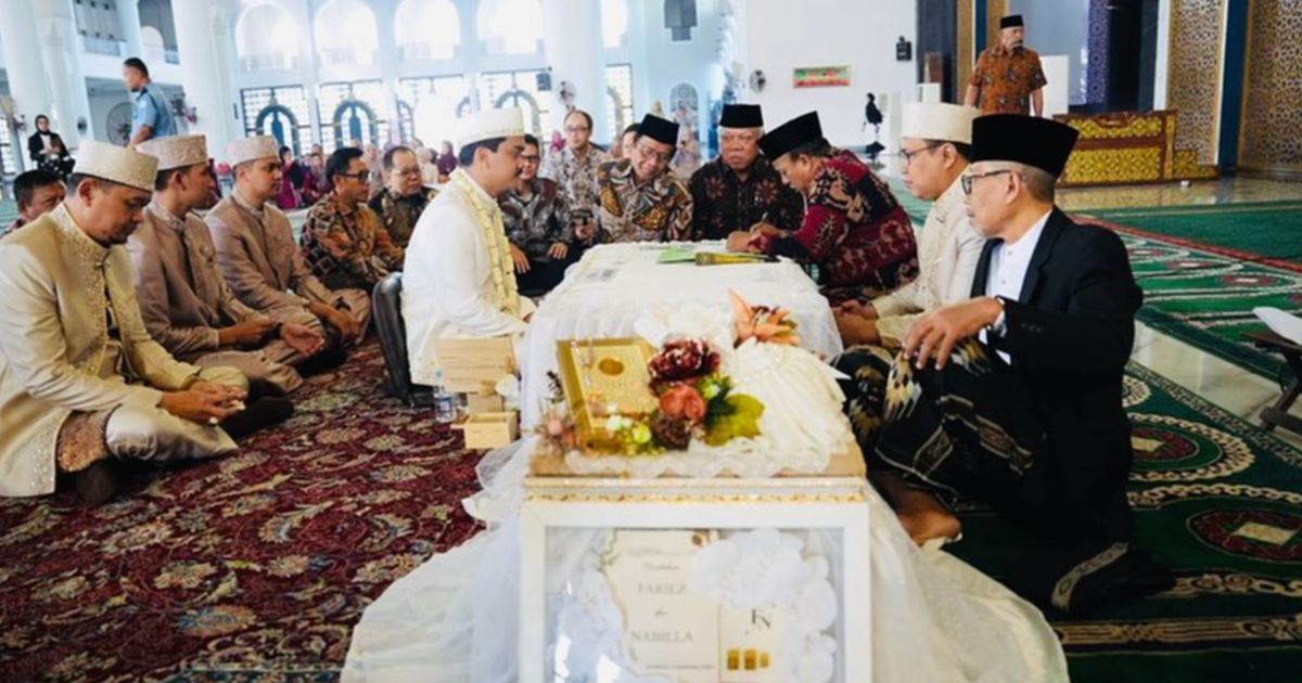 Senyum Gembira Mahfud MD dan Menteri Basuki jadi Saksi Nikah Anak Cak Lontong