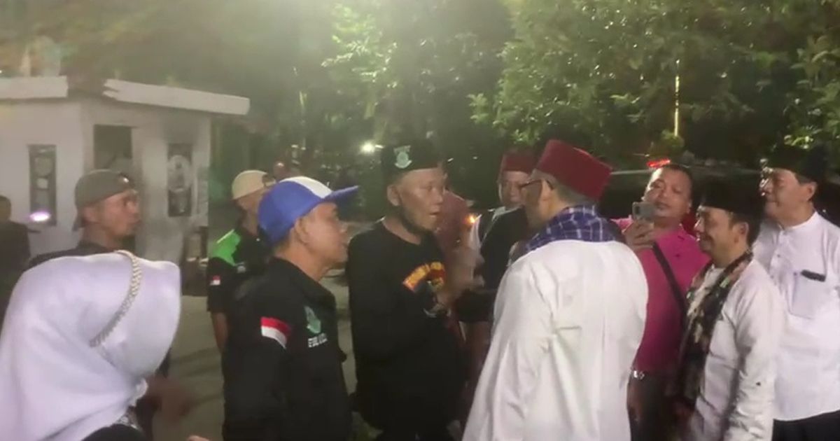 Duduk Perkara Kunjungan Ridwan Kamil ke Bamus Betawi Jaktim Sempat Diwarnai Keributan