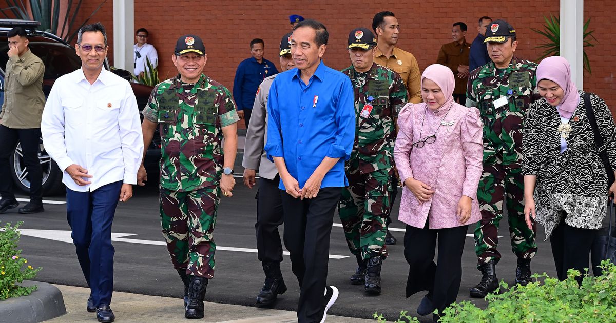 Jokowi Resmikan 4 Seksi Jalan Tol Sigli-Banda Aceh, Telan Biaya Rp13,5 Triliun