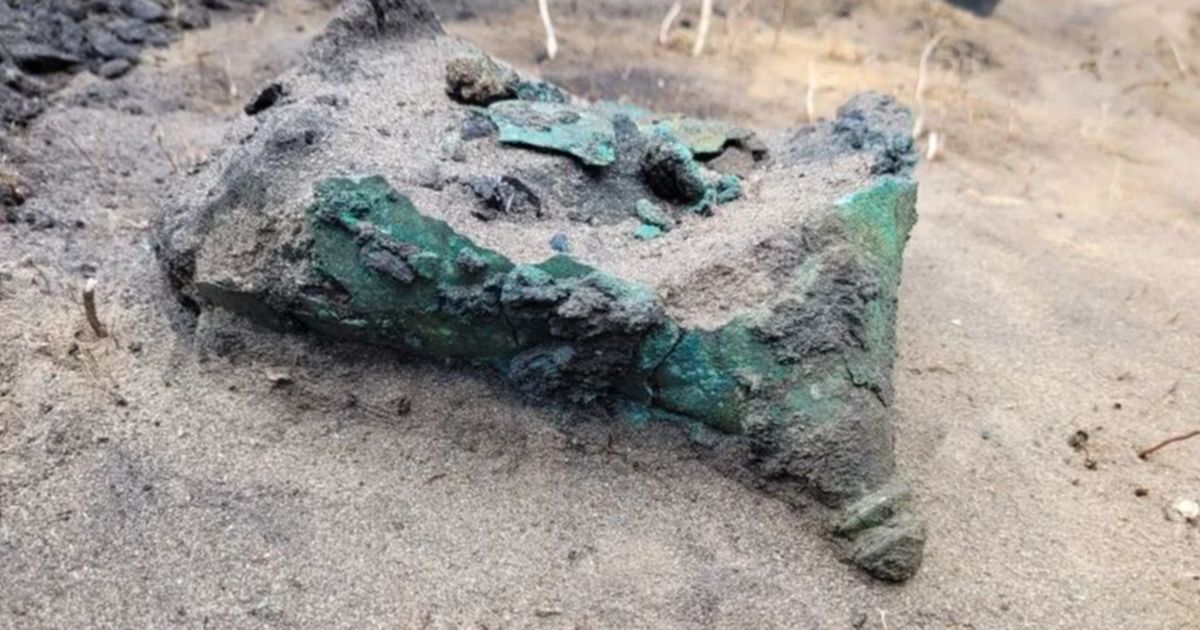 Arkeolog Temukan Helm Langka Abad Keempat SM dan 300 Artefak Bangsa Celtic, Ada Kapak Sampai Tali Kekang Kuda