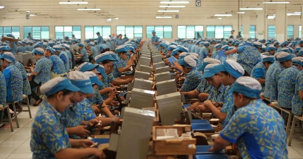 Jika Cukai naik, Masyarakat Terus Beralih ke Rokok Lebih Murah