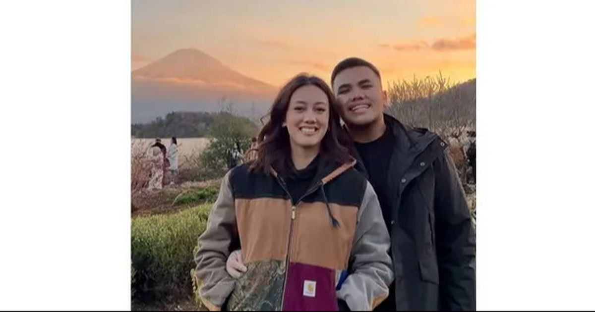 Tora Sudiro Bakal Jadi Kakek, Ini 6 Potret Nabila Sudiro Umumkan Kehamilan Anak Pertama