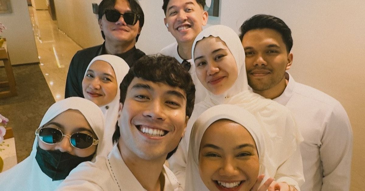 Potret Cantik Bumil Mahalini Berhijab Jelang Umrah, Bareng 4 Pasangan Artis - Ada Vidi Aldiano Hingga Thariq Halilintar