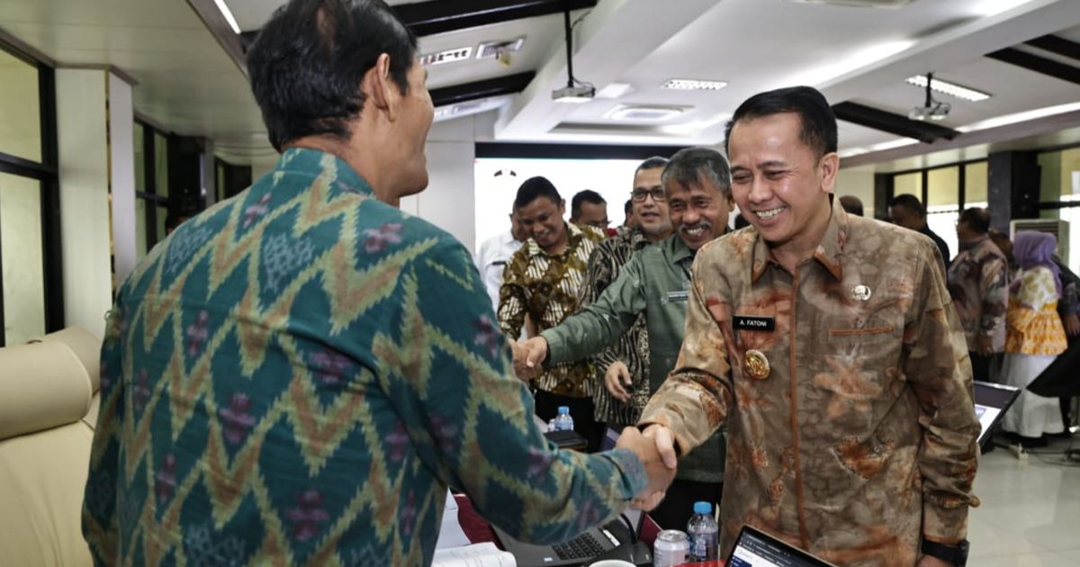 Pj Gubernur Sumut Agus Fatoni Laporkan Hasil Pengendalian Inflasi hingga Kemiskinan ke Kemendagri