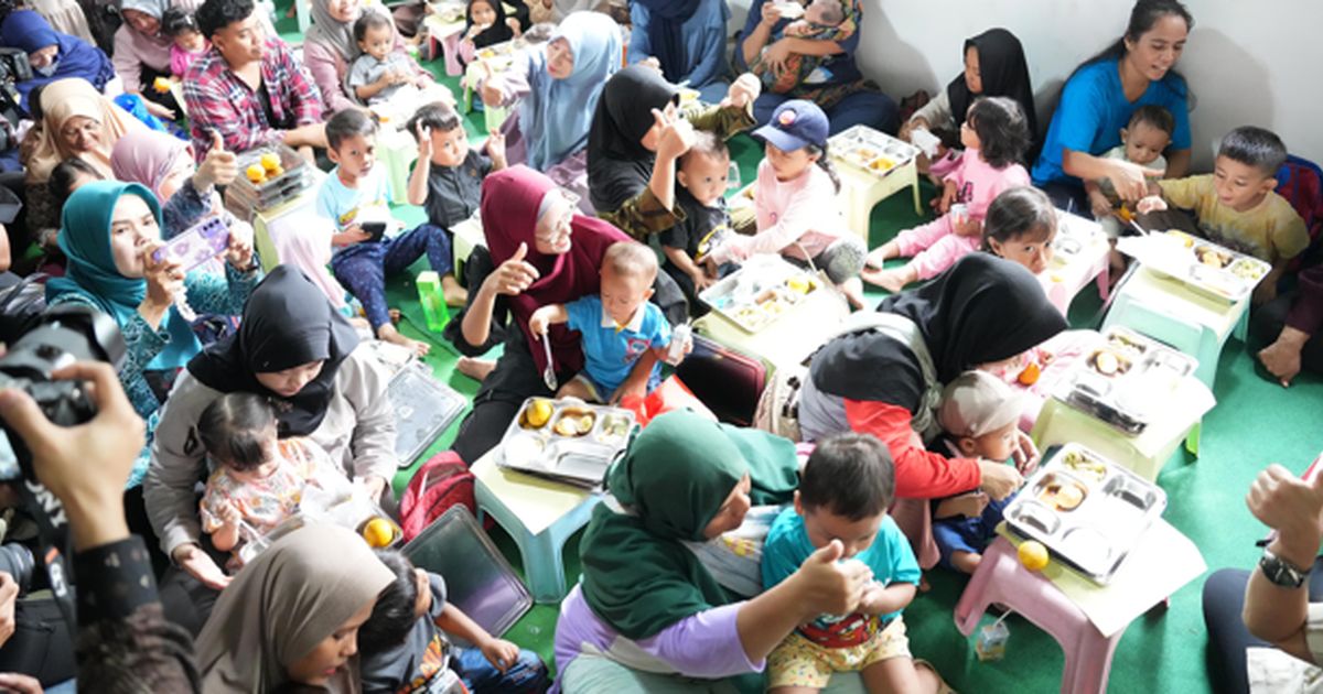 64 Sekolah dan 21 Ribu Siswa di Jakarta Dapat Makan Bergizi Gratis Hari Ini