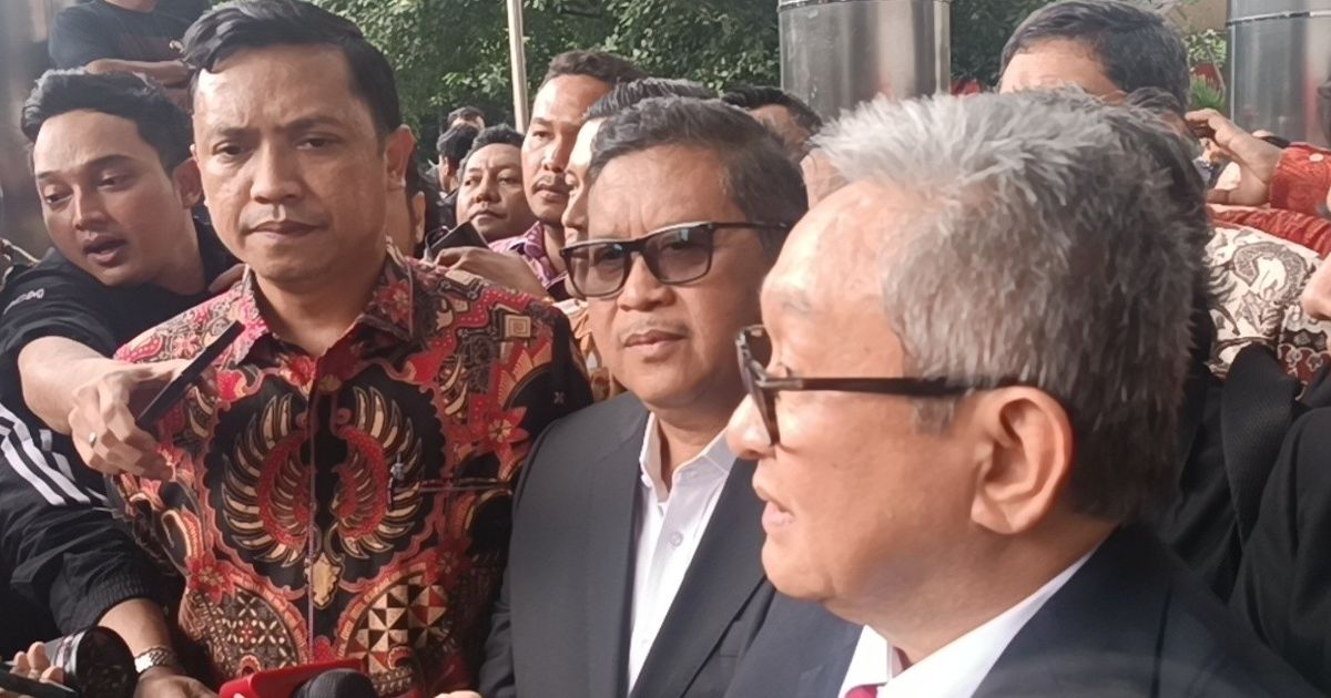 VIDEO: Salam Metal Relawan Kawal Ketat Hasto PDIP Usai Diperiksa, Keras Teriak 'Pulang-Pulang' di KPK