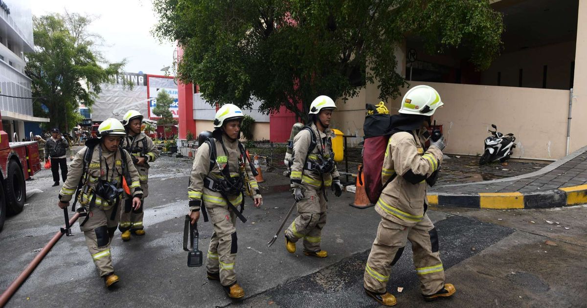 Seorang Wanita Masih Hilang dalam Kebakaran Glodok Plaza