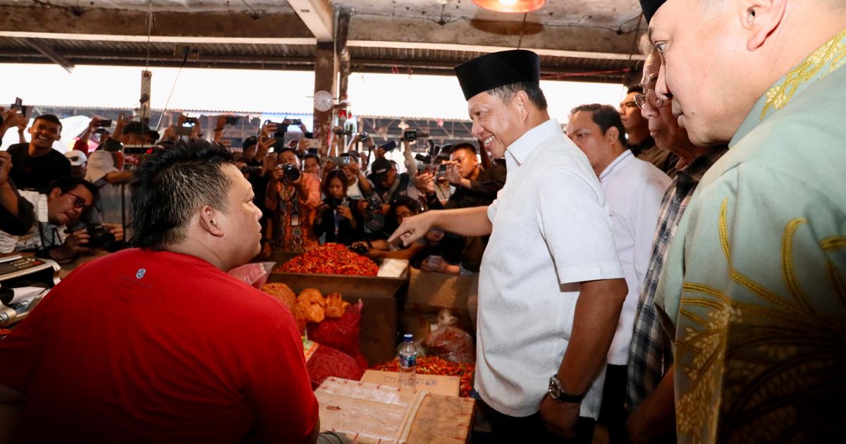 Tinjau Pasar Induk Tanah Tinggi, Mendagri: Inflasi Terkendali & Daya Beli Masyarakat Masih Terjaga