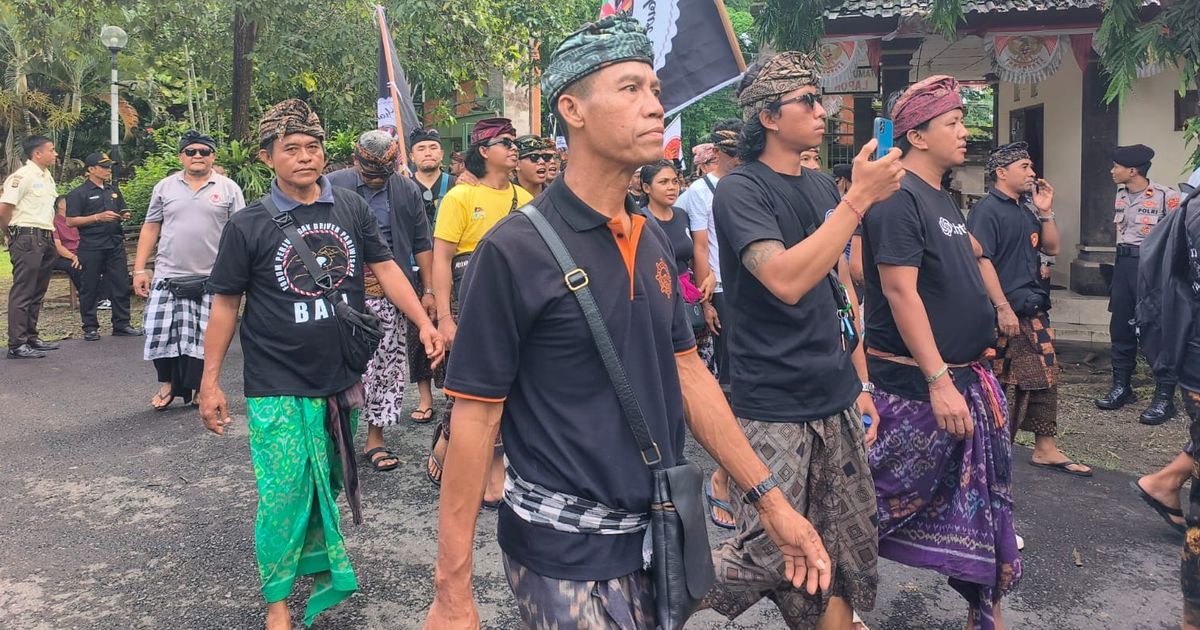 Jerit Warga Bali Sulit Cari Makan di Tanah Sendiri
