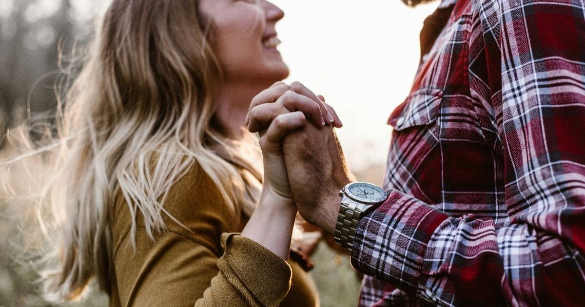 180 Kata Romantis untuk Suami Bahasa Inggris yang Menyentuh Hati