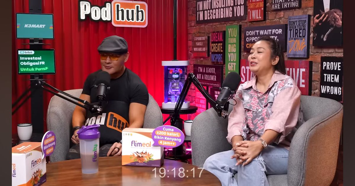 Soimah Ternyata Artis Pertama yang Dilempar Pisau oleh Deddy Corbuzier