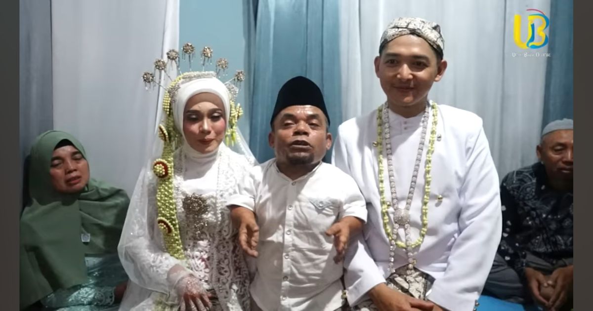 Selain Jadi Saksi, Ucok Baba Beri Pesan Mendalam Kepada Pengantin Pria 'Nitip Ponakan Aku ya, Awas Macam-macam'