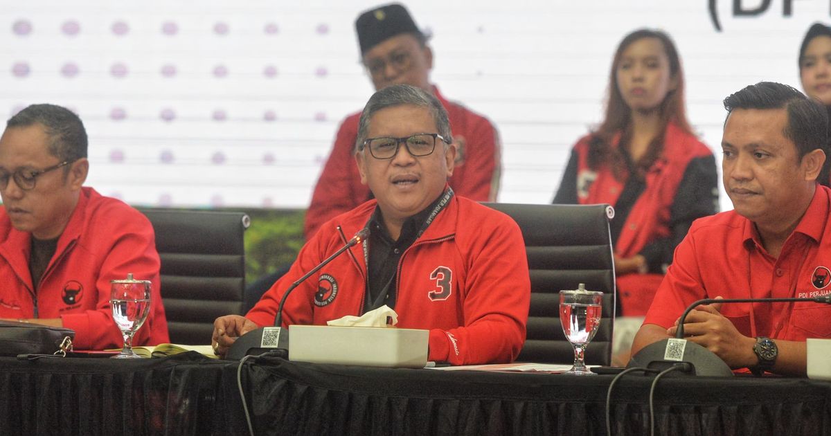 PDIP Respons Effendi Simbolon: Faktanya Terbalik, Justru Hasto yang Selama Ini Bantu Jokowi