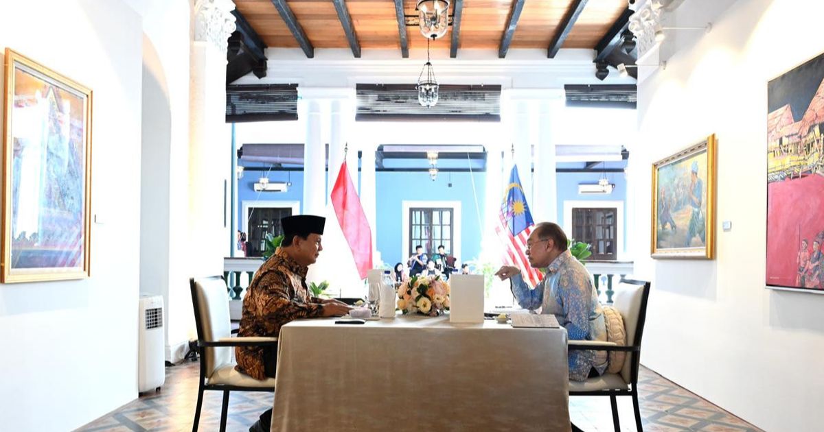 Momen Hangat Pertemuan Presiden Prabowo dan PM Anwar Ibrahim, Pererat Hubungan Bilateral di Rumah Tangsi Malaysia