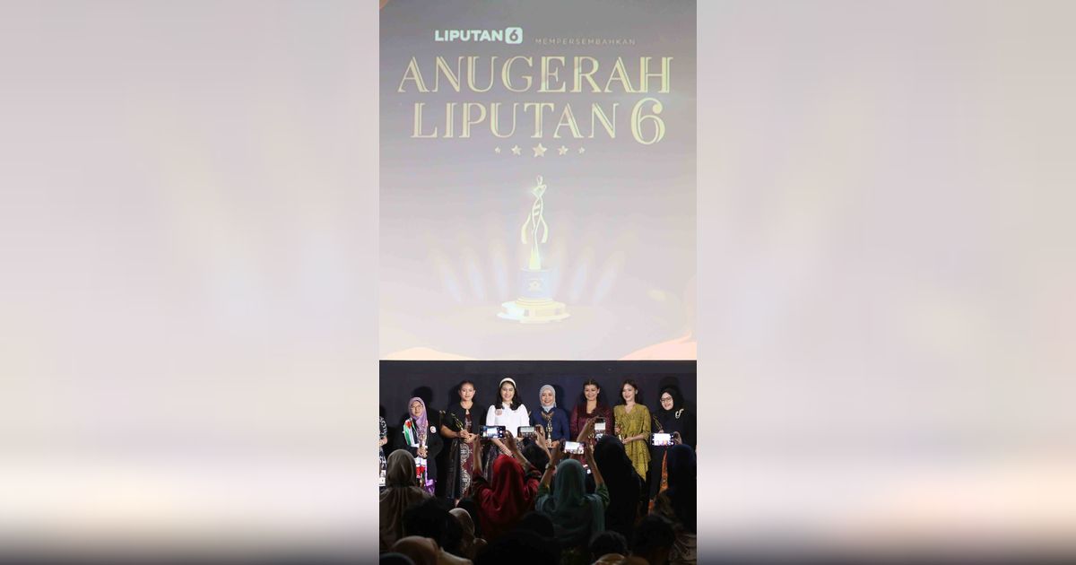 FOTO: Tujuh Perempuan Hebat Indonesia Menyala di Anugerah Liputan6 2025