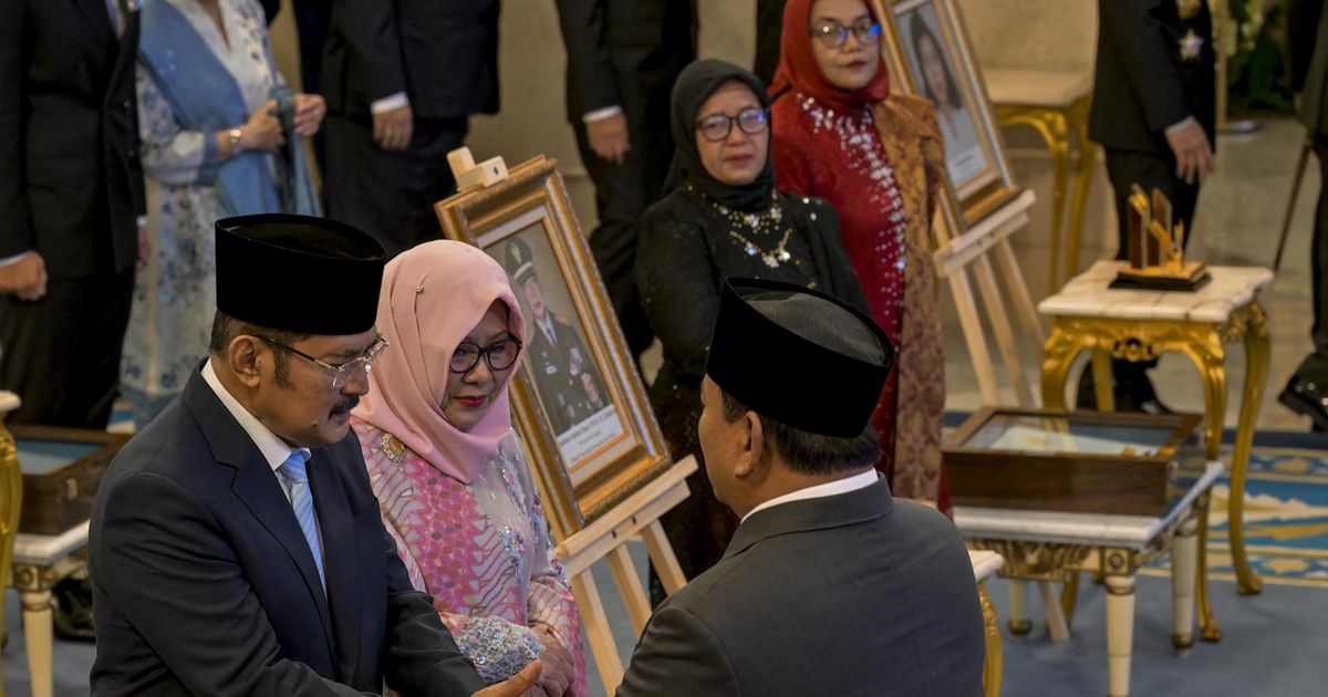 FOTO: Prabowo Anugerahkan Gelar Pahlawan Nasional untuk Soeharto, Gus Dur, dan Marsinah di Istana Negara