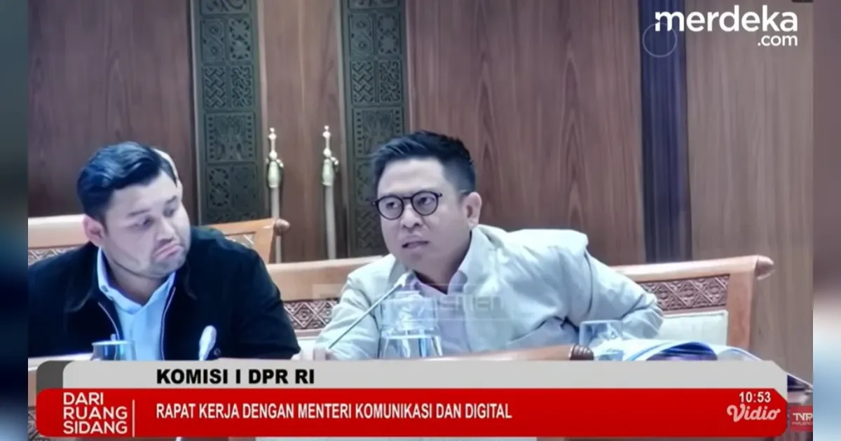 {{caption}}