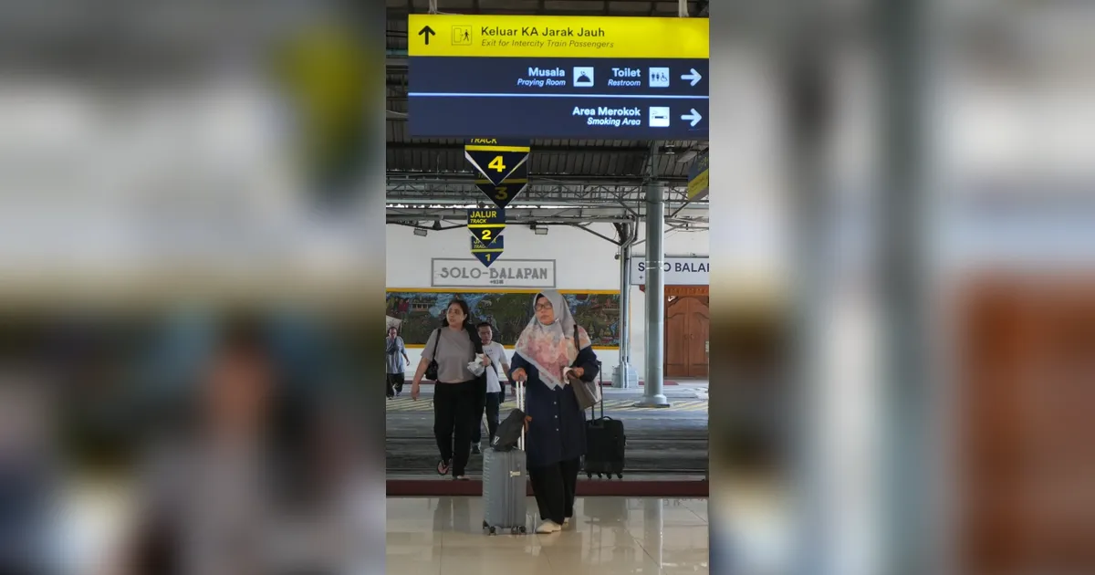 Puncak Arus Nataru Diprediksi Hari Ini, KAI Imbau Penumpang Datang Lebih Awal