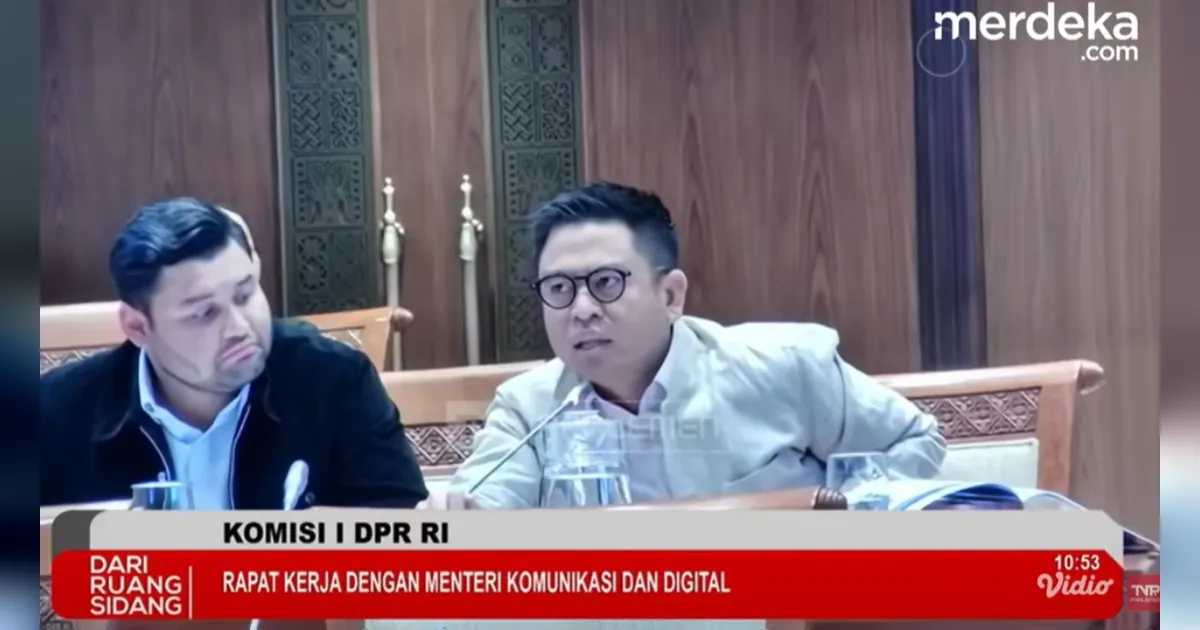 {{caption}}