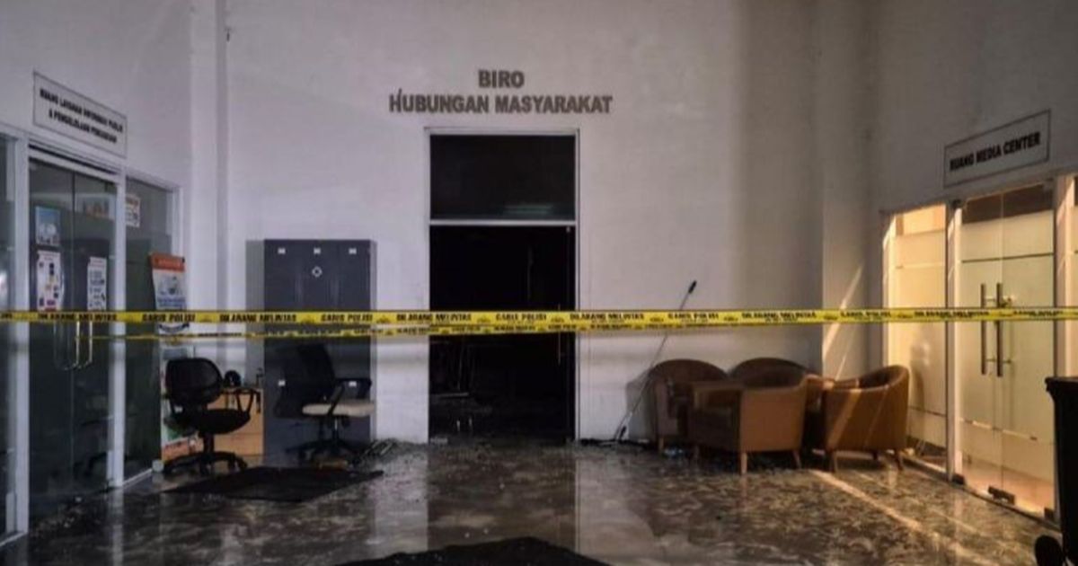 VIDEO: Penampakan Terkini Gedung Kementerian ATR Usai Terbakar, Polisi Bawa Barang Bukti