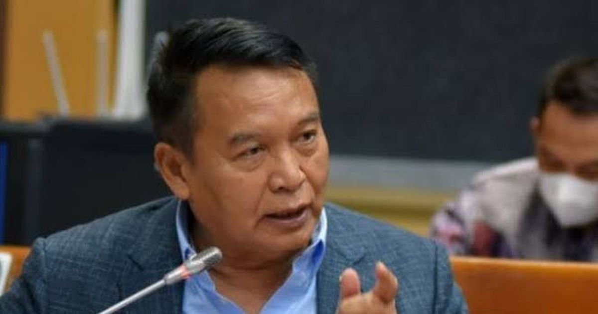 Ditanya Mayor Teddy Naik Pangkat, TB Hasanuddin Kutip Panglima TNI: Harus Keluar dari Prajurit!