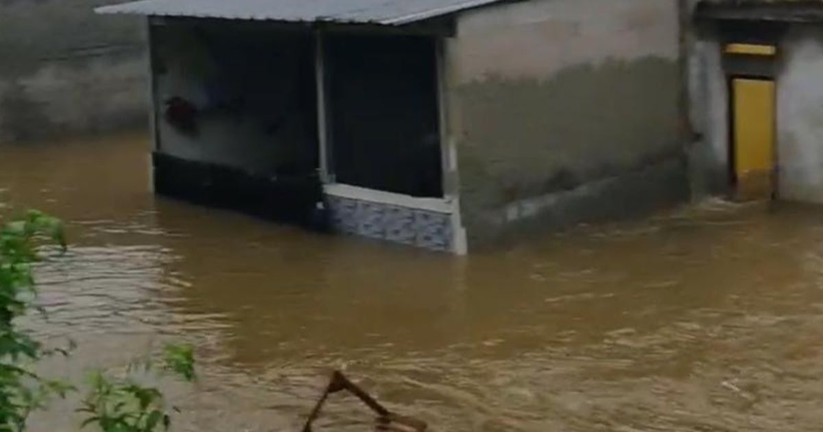 Depok Dikepung Banjir, 13 Wilayah Tergenang hingga Balita Terjebak