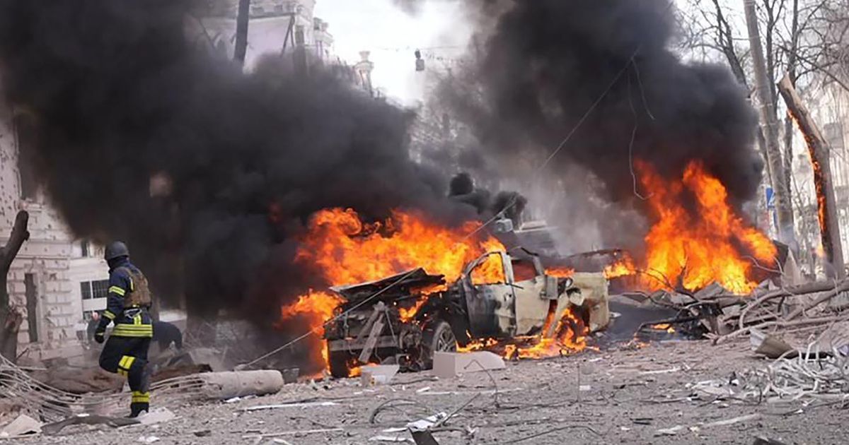 FOTO: Lebih dari 30 Orang Tewas Akibat Serangan Rudal Rusia di Kota Sumy, Ukraina
