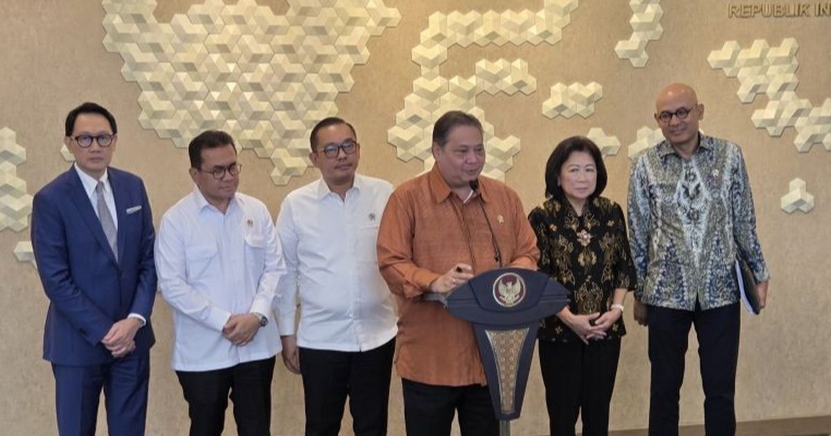  Prabowo Kirim Tim Negosiasi ke AS, Sri Mulyani - Menlu Ujung Tombak Lobi Tarif Impor Trump