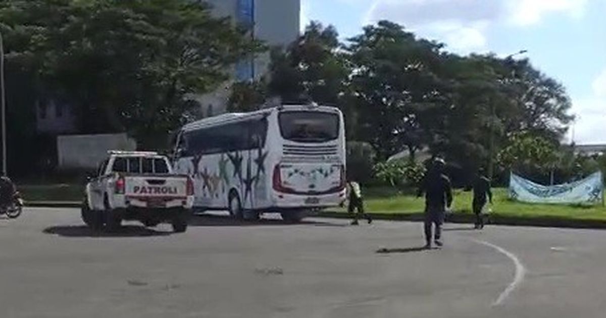 Viral Bus Ugal-ugalan di Cikarang, Ternyata Dicuri
