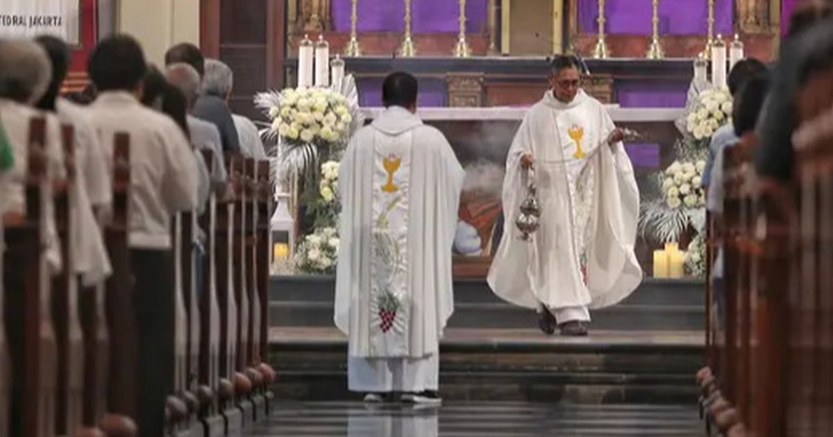 Gereja Katedral Jakarta Sajikan Jalan Salib Kreatif, Begini Maknanya