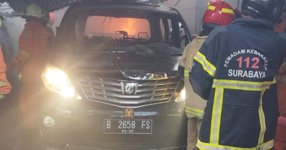 Kronologi 7 Mobil Mewah Milik Eks Anggota DPR Terbakar Dalam Garasi, Ada Alphard, BMW hingga Land Cruiser