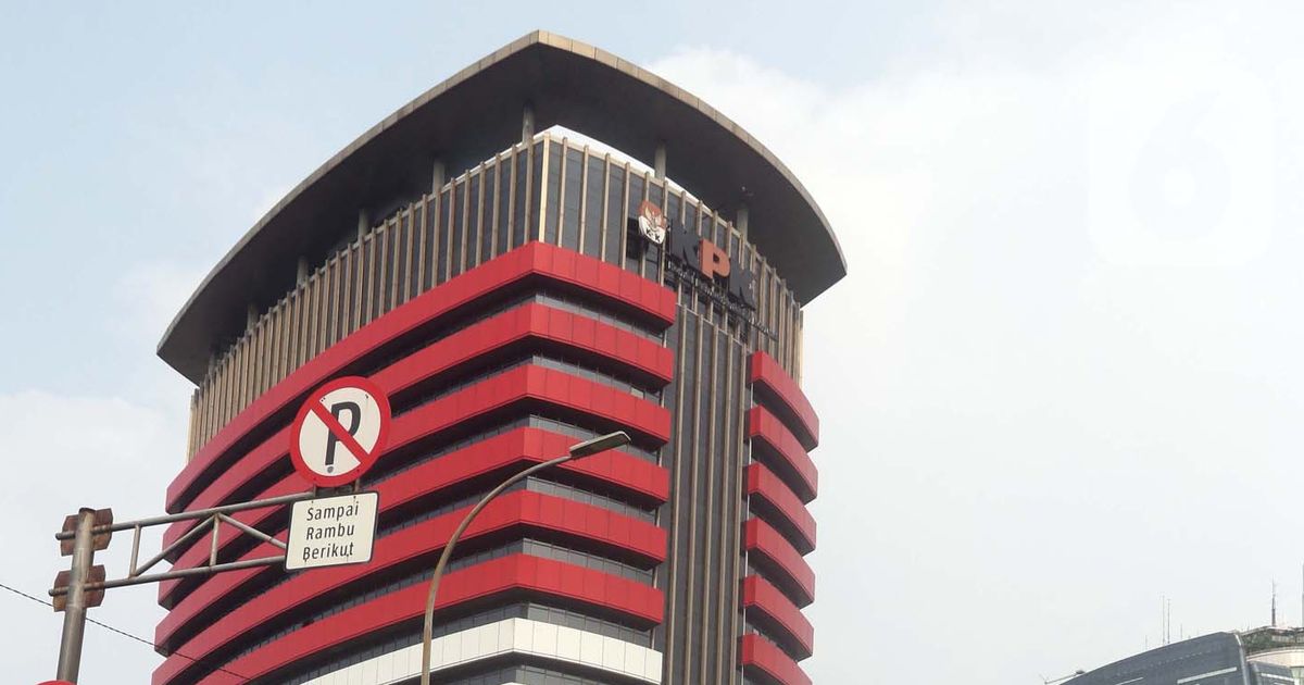 KPK Geledah Kantor Dinas Perkim Lampung Tengah Terkait Korupsi Proyek OKU Sumsel