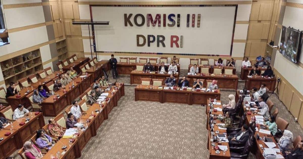 VIDEO: Sahroni DPR Potong Omongan Bos Sirkus Taman Safari 
