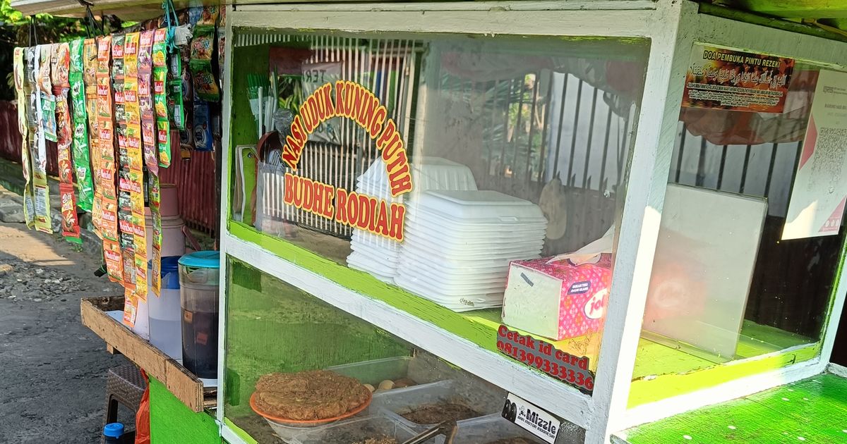Harga Kelapa Melejit, Pedagang Kecil Menjerit